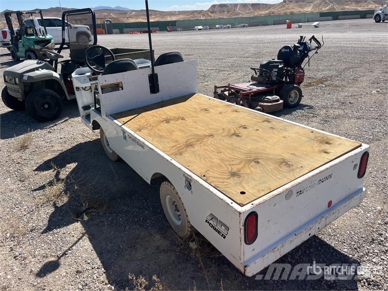 Taylor Dunn Dunn B5-440-36 Electric Utility Cart (Inopera Motoare
