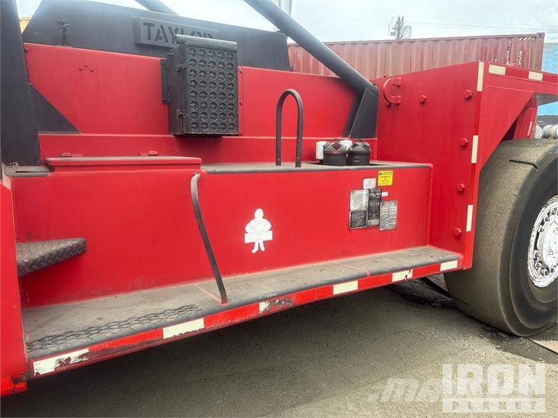 Taylor Y-80-W0 80000 lb Container Handler Sähkötrukit
