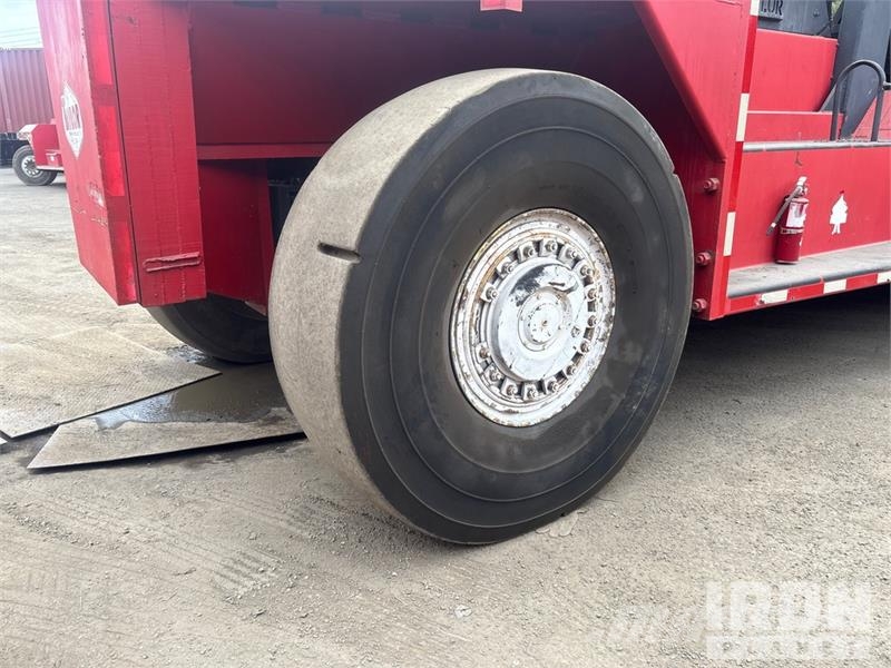Taylor Y-80-W0 80000 lb Container Handler Sähkötrukit