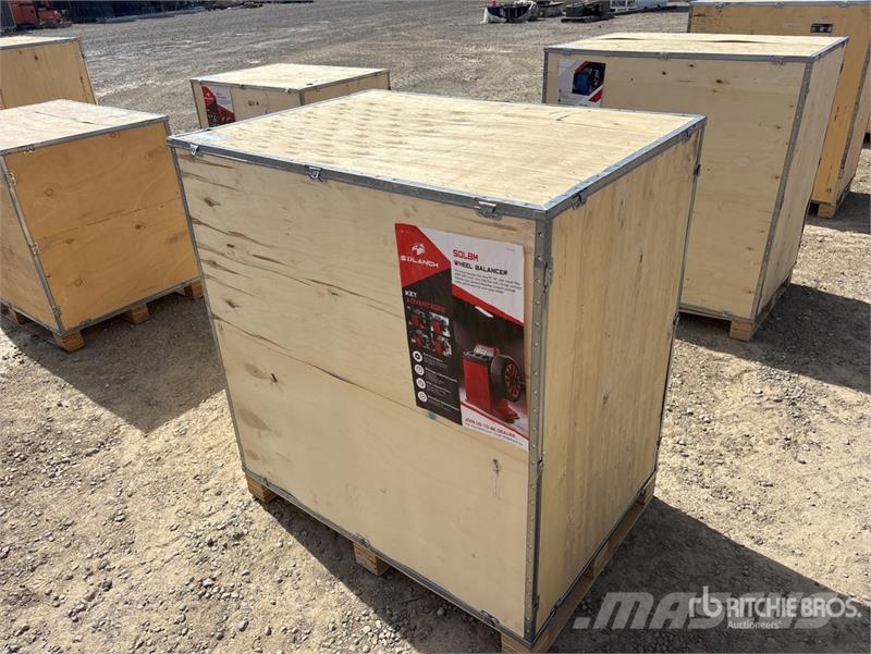 TBM-RED Wheel Balancer (Unused) Other components