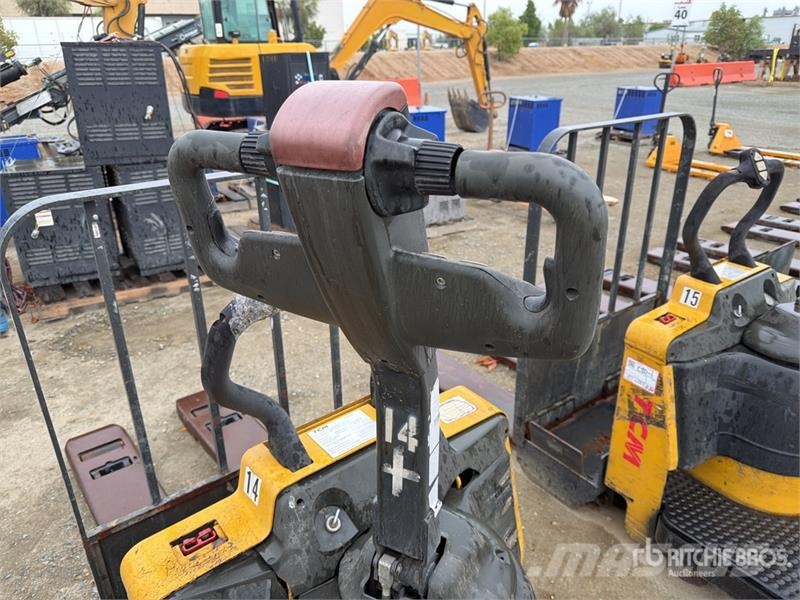 TCM of (4) TCM ER60 Pallet Jack (Inoperable) Pumppukärryt
