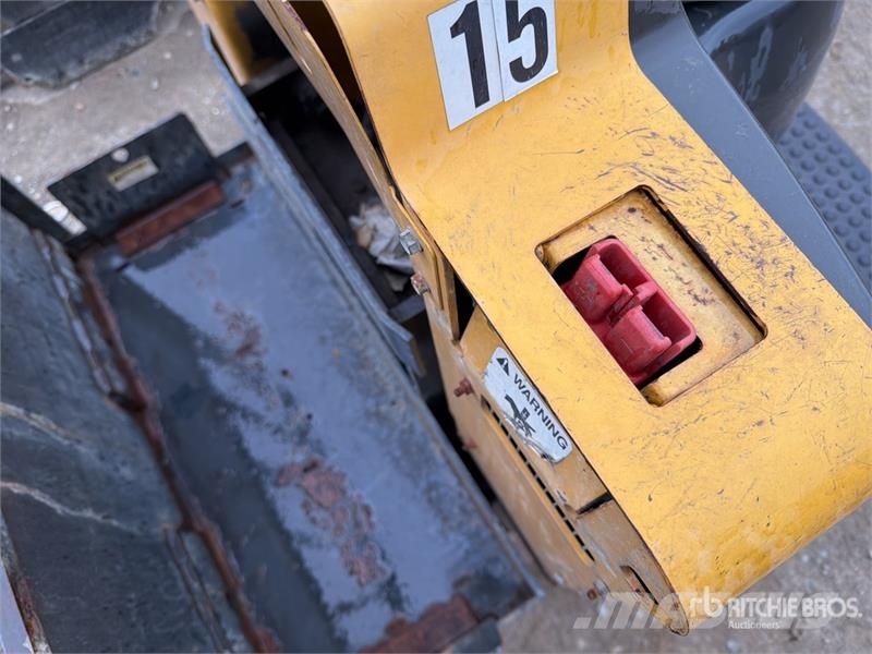 TCM of (4) TCM ER60 Pallet Jack (Inoperable) Pumppukärryt