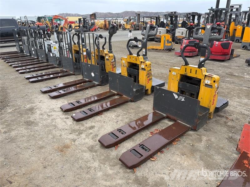 TCM of (4) TCM ER60 Pallet Jack (Inoperable) Pumppukärryt