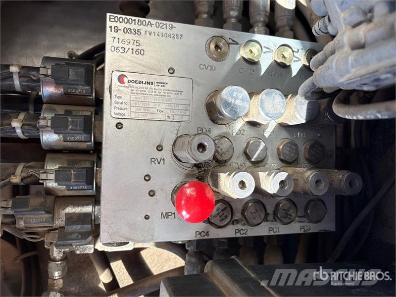 Temisko 56 ft Tri/A 56 ft Extendable Flatbed Trail 自卸半挂车