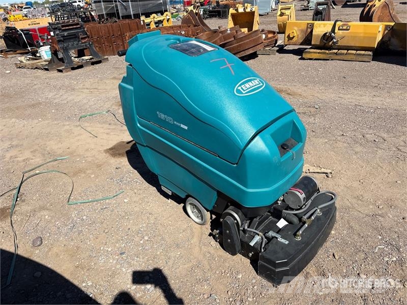 Tennant 1610 Walk-Behind Electric Floor Scrubber Druge prikolice
