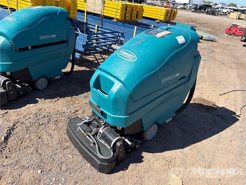 Tennant 1610 Walk-Behind Electric Floor Scrubber Druge prikolice