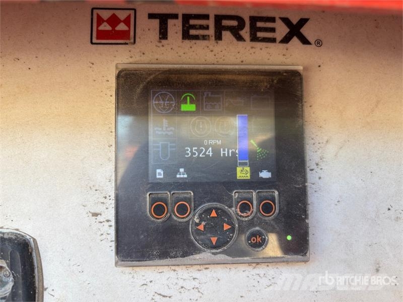 Terex 883 Tracked Screen Plant Просіювачі