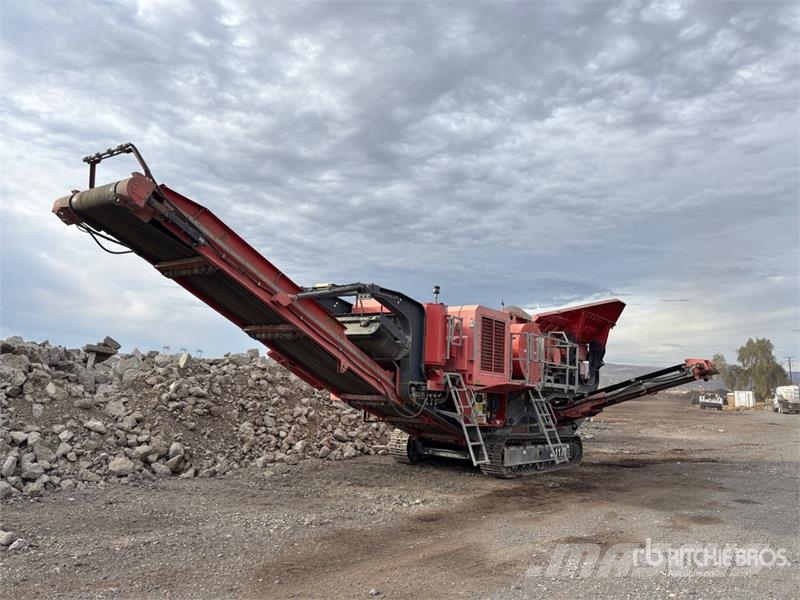 Terex J-1170 Tracked Jaw Crushing Plant Fabrike za separaciju