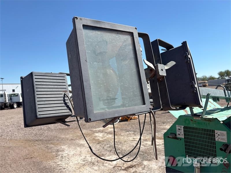 Terex RL4 Osvětlovací stožáry