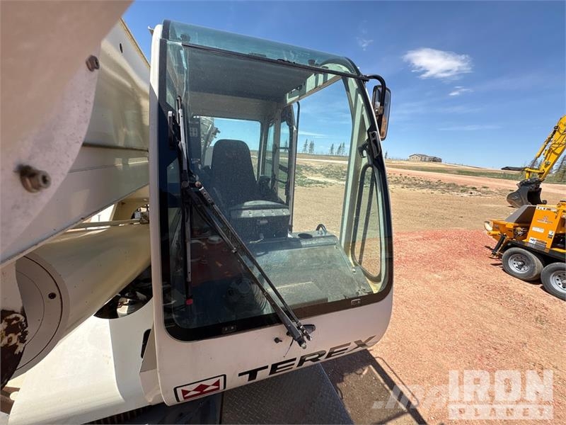 Terex T340 Track mounted cranes