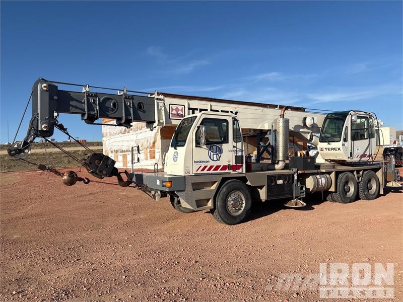 Terex T340 Track mounted cranes