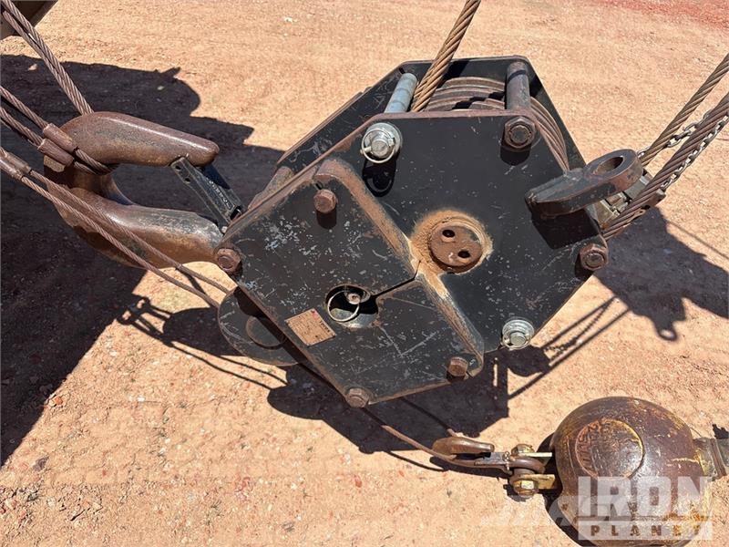 Terex T340 Track mounted cranes