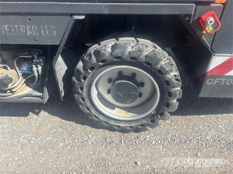 Tesmec City Cleanfast 4x4 Trencher Sleuvengravers