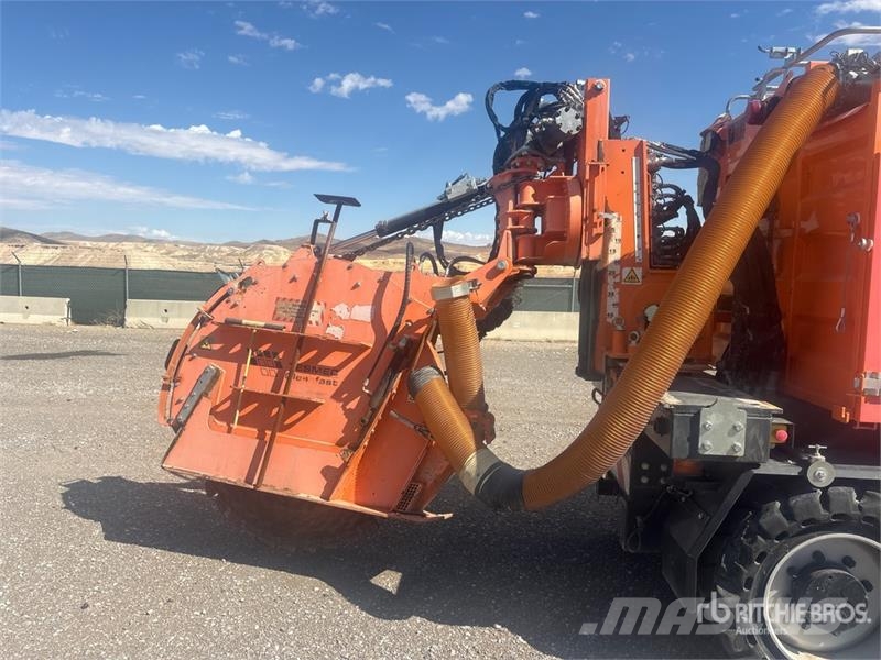 Tesmec City Cleanfast 4x4 Trencher Sleuvengravers