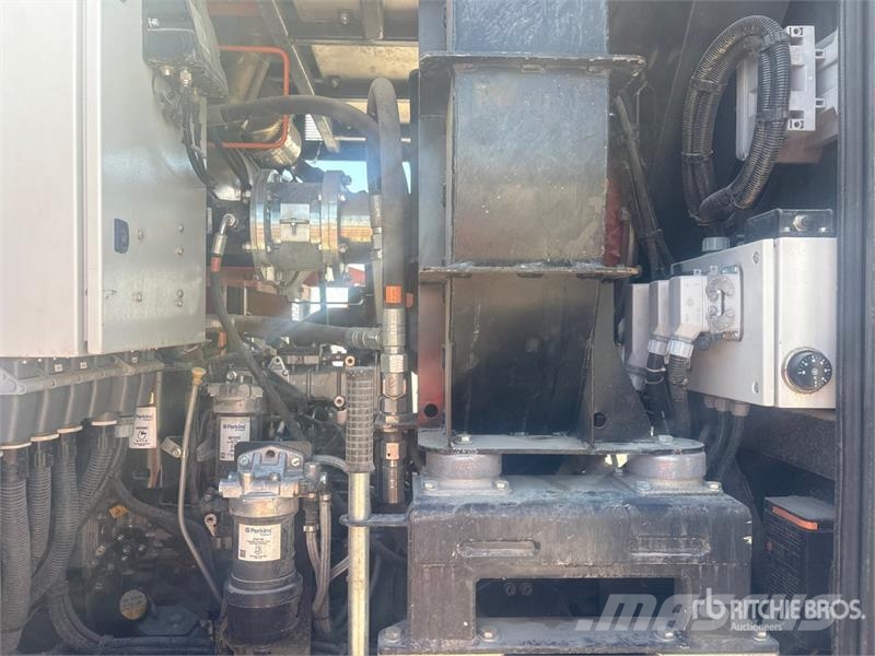 Tesmec City Cleanfast 4x4 Trencher Sleuvengravers