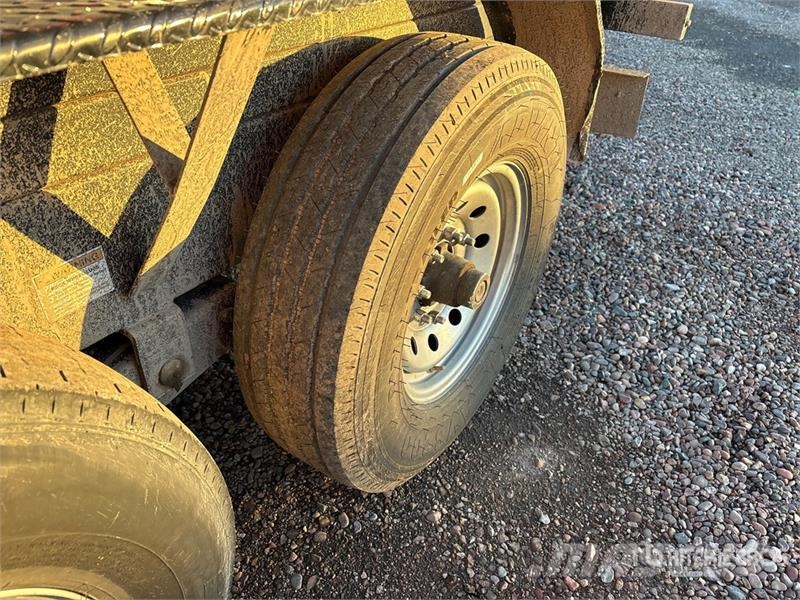 Texas Pride DT71614KBP 16 ft T/A Dump Utility Trailer Pašizgāzējs