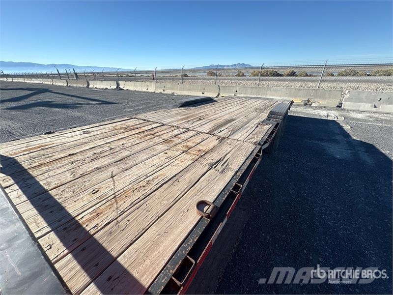 Texas Pride EQ72414KBP 20 ft T/A Tilt Deck Trailer 低架裝載車