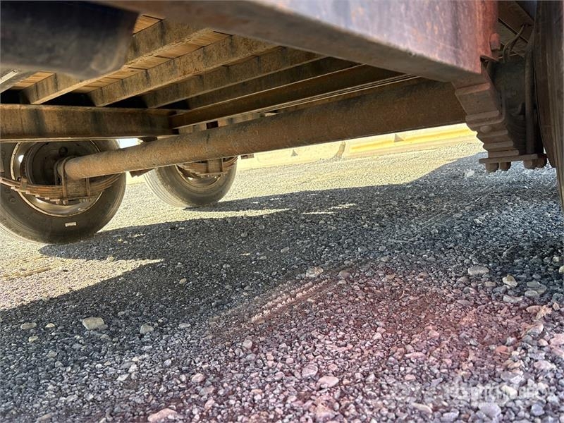 Texas Pride EQ72414KBP 20 ft T/A Tilt Deck Trailer 低架裝載車