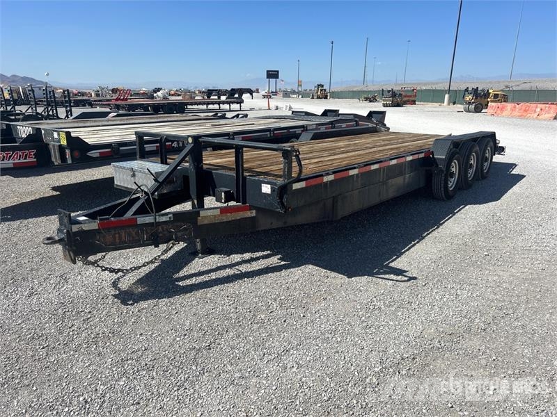 Texas Pride EQ72421KBP 24 ft Tri/A Equipment Trailer Maschinetransporter