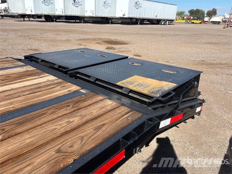 Texas Pride Trailers FT835524KGN 53 ft T/A Gooseneck Equ Auto pārvadāšanas treileri