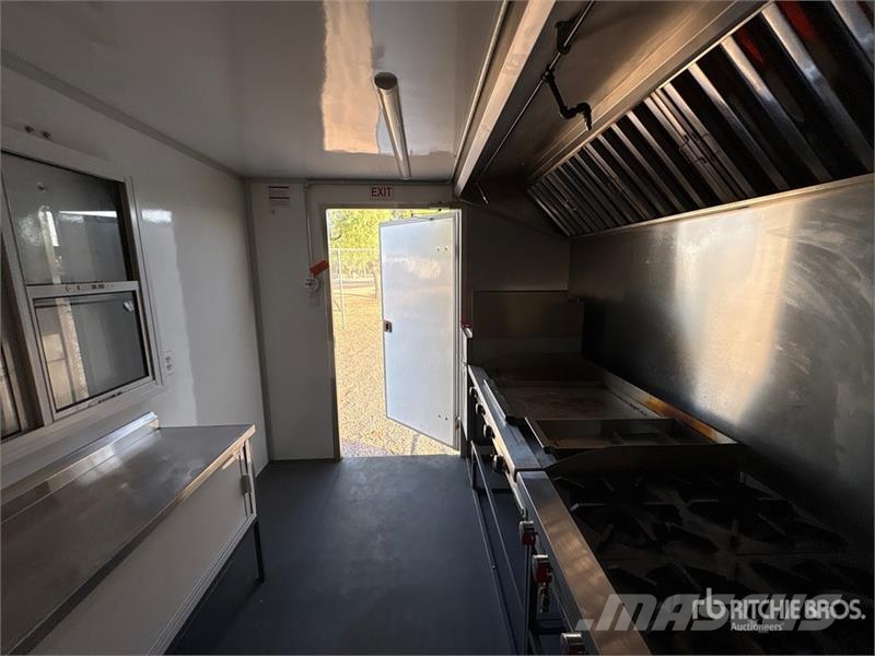 The Fud Trailer 16 ft T/A Food Concession Trailer Citas piekabes