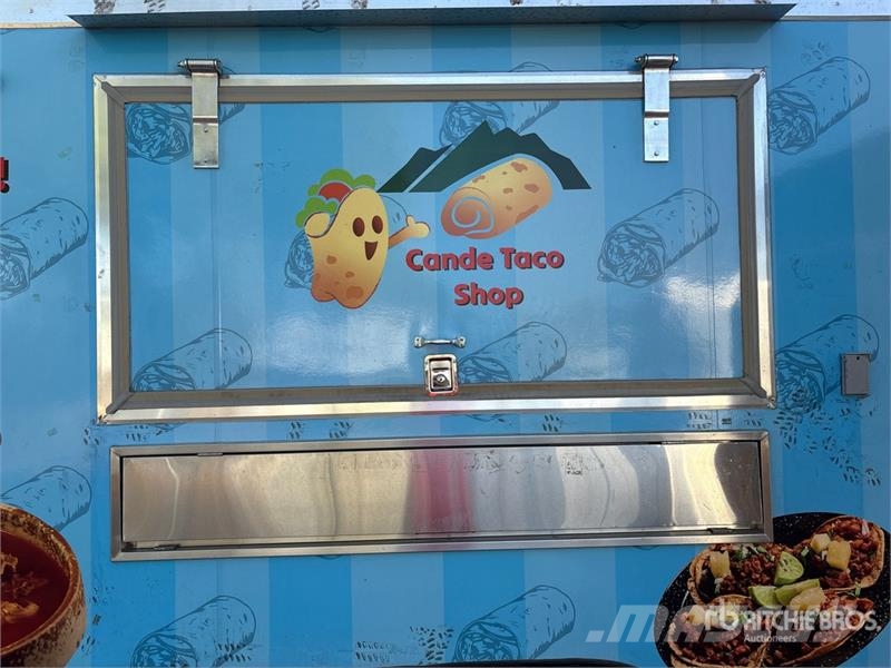 The Fud Trailer 16 ft T/A Food Concession Trailer Citas piekabes