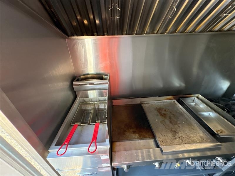 The Fud Trailer 16 ft T/A Food Concession Trailer Citas piekabes