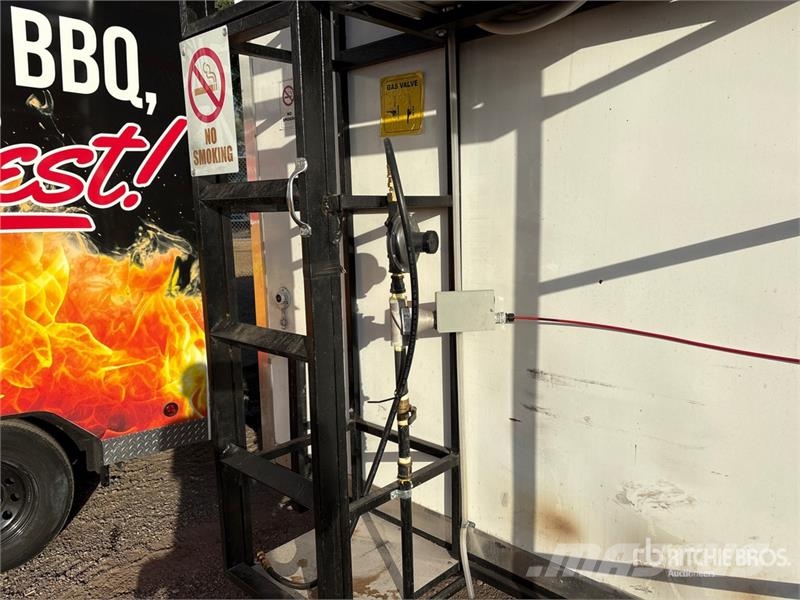 The Fud Trailer 16 ft T/A Food Concession Trailer Citas piekabes