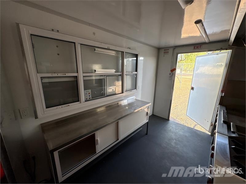 The Fud Trailer 16 ft T/A Food Concession Trailer Citas piekabes