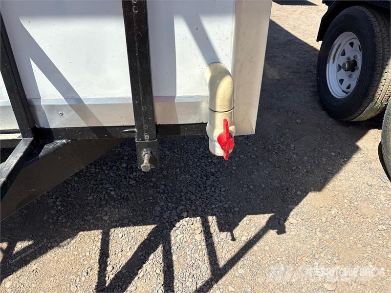 The Fud Trailer 19 ft T/A Food Concession Trailer Citas piekabes