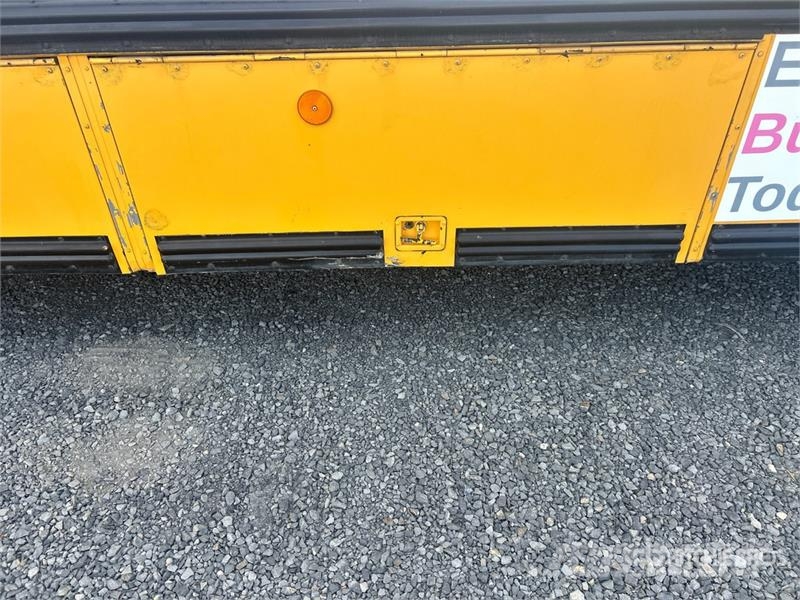 Thomas 4x2 90-Seat School Bus Mini-bus