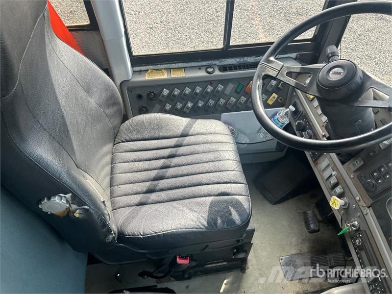 Thomas 4x2 90-Seat School Bus Mini-bus