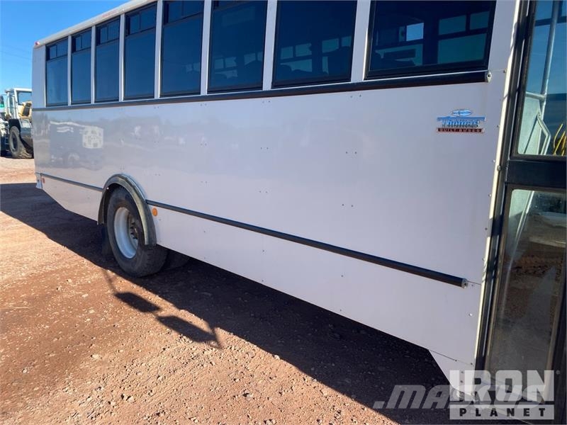 Thomas Saf-T-Liner C2 4x2 28-Seat Crew Carrier Bus Mini-bus