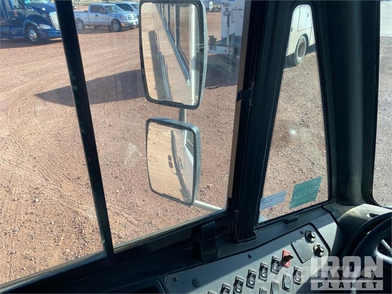 Thomas Saf-T-Liner C2 4x2 28-Seat Crew Carrier Bus Mini-bus
