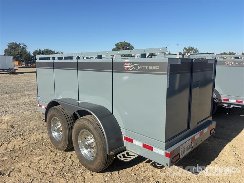 Thunder Creek MTT920 T/A Fuel Trailer Cisterna