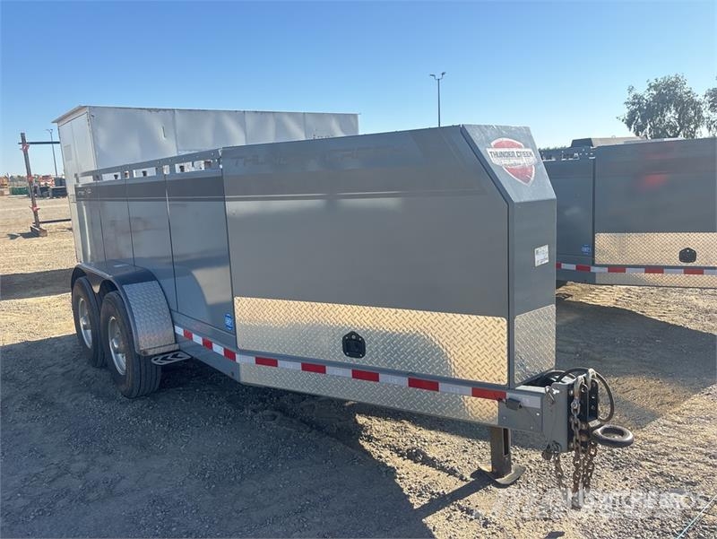 Thunder Creek MTT920 T/A Fuel Trailer Cisterna