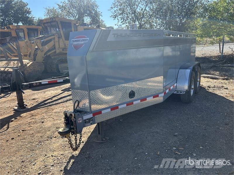 Thunder Creek MTT920 T/A Fuel Trailer Tankanhänger