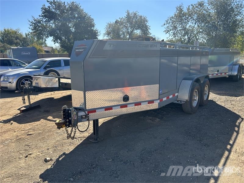  Thunder Creek MTT920 T/A Fuel Trailer Tank prikolice