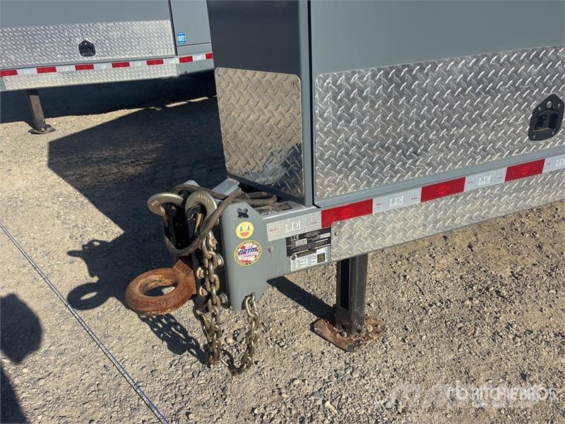 Thunder Creek MTT920 T/A Fuel Trailer Cisterna