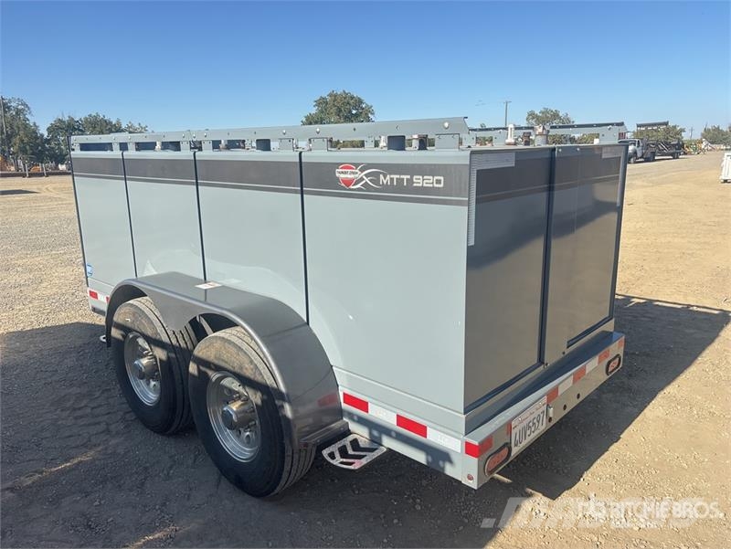 Thunder Creek MTT920 T/A Fuel Trailer Cisterna
