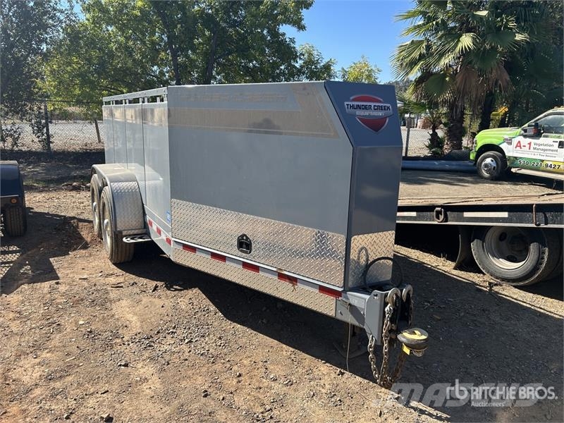 Thunder Creek MTT920 T/A Fuel Trailer Tankanhänger