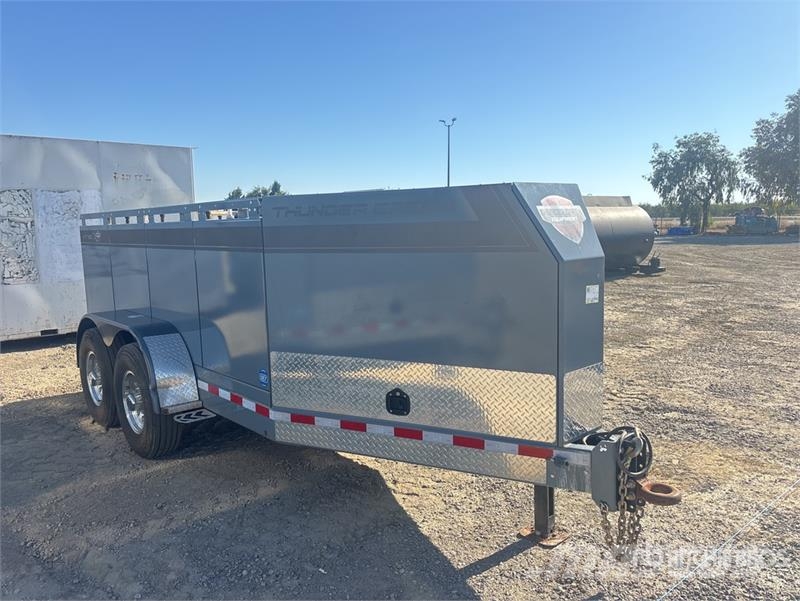 Thunder Creek MTT920 T/A Fuel Trailer Cisterna