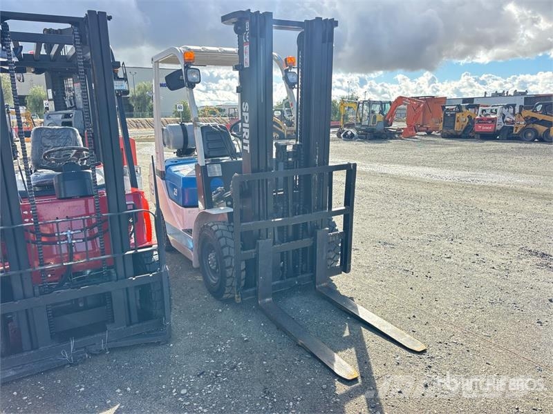 Tider FG25 3615 lb Pneumatic Tire Forklift Autokrāvēji - citi