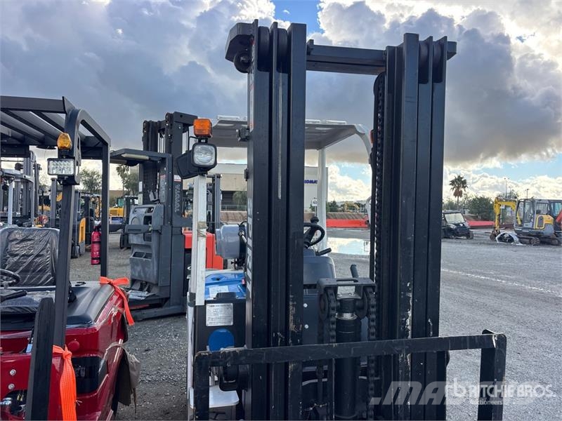 Tider FG25 3615 lb Pneumatic Tire Forklift Autokrāvēji - citi
