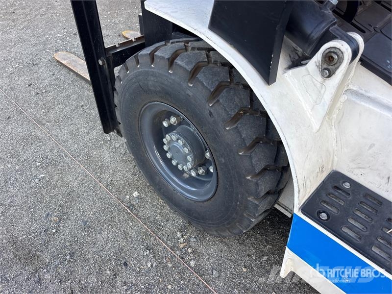 Tider FG25 3615 lb Pneumatic Tire Forklift Autokrāvēji - citi