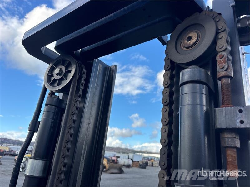 Tider FG25 3615 lb Pneumatic Tire Forklift Autokrāvēji - citi