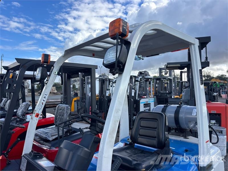 Tider FG25 3615 lb Pneumatic Tire Forklift Autokrāvēji - citi