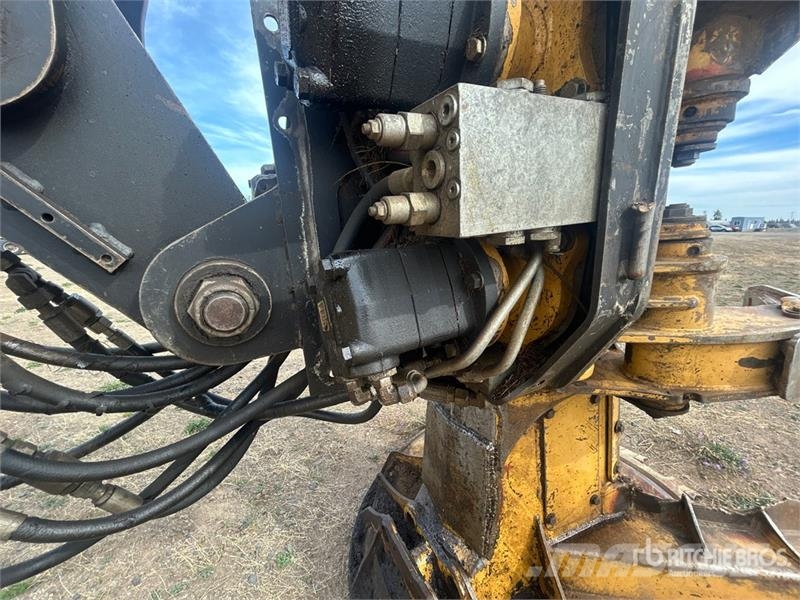 Tigercat 830LX Track Feller Buncher Harwestery gąsienicowe