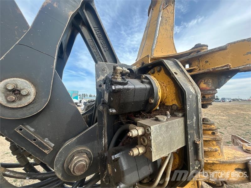 Tigercat 830LX Track Feller Buncher Harwestery gąsienicowe