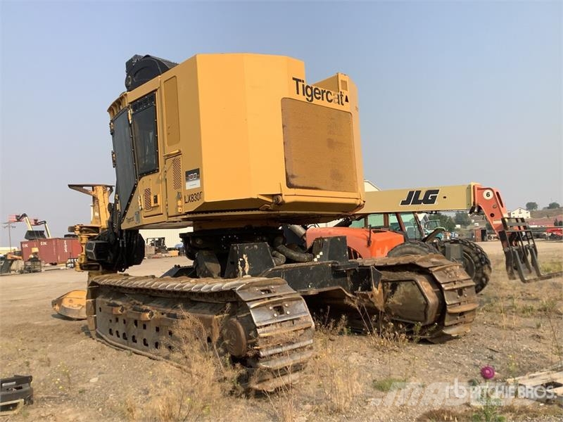 Tigercat LX830D Track Feller Buncher Forstanhänger/Rückewagen